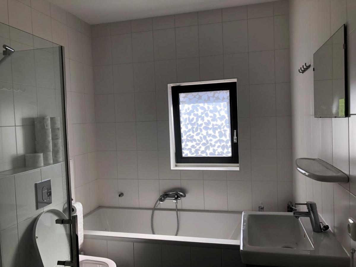 B&B Twiske Zuid, Amsterdam Free Parking Bagian luar foto
